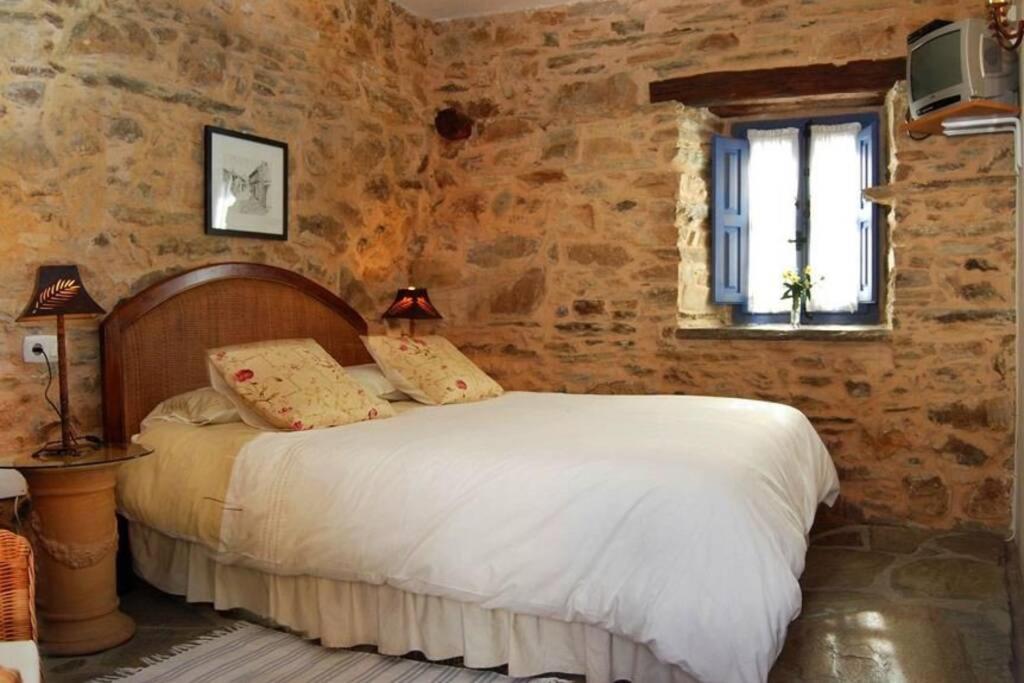Vila Casa Camarga Santiago Millas Exteriér fotografie