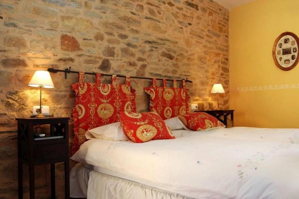 Vila Casa Camarga Santiago Millas Exteriér fotografie